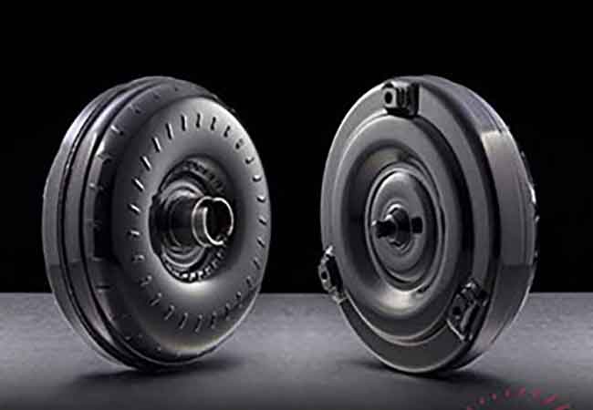 توربین گیربکس اتوماتیک خودرو به همراه پرههای داخلی