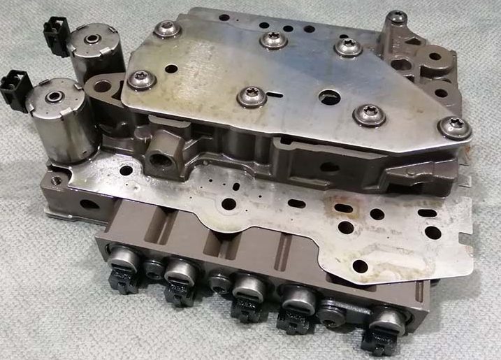 "محل قرارگیری ساعت گیربکس روی valve body