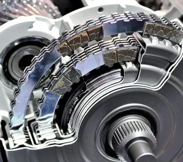 ادیاتور گیربکس تقویت‌شده – مناسب برای خودروهای اسپرت و سنگین